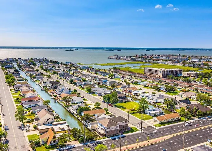 Beachfront With Great Views Balcony Pools & Game * Ocean City