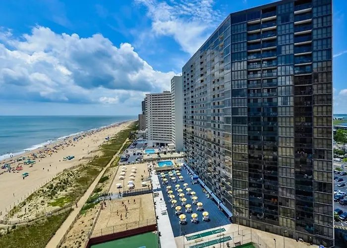 Beachfront With Great Views Balcony Pools & Game *